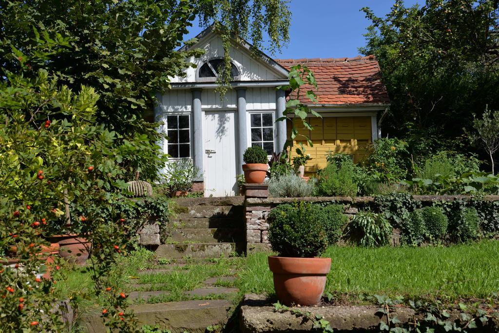Alte Apotheke Bed & Breakfast Karlsbad Dış mekan fotoğraf